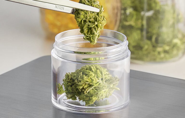 THC vs. CBD: What’s the Difference and Why Does It Matter? Where to Buy Recreational Weed Online New South Wales
