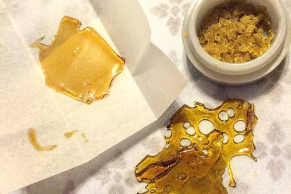 A Guide to Cannabis Concentrate Consistency: Wax, Budder, Crumble, and Sauce Where to Buy Marijuana Wax Online Melbourne?